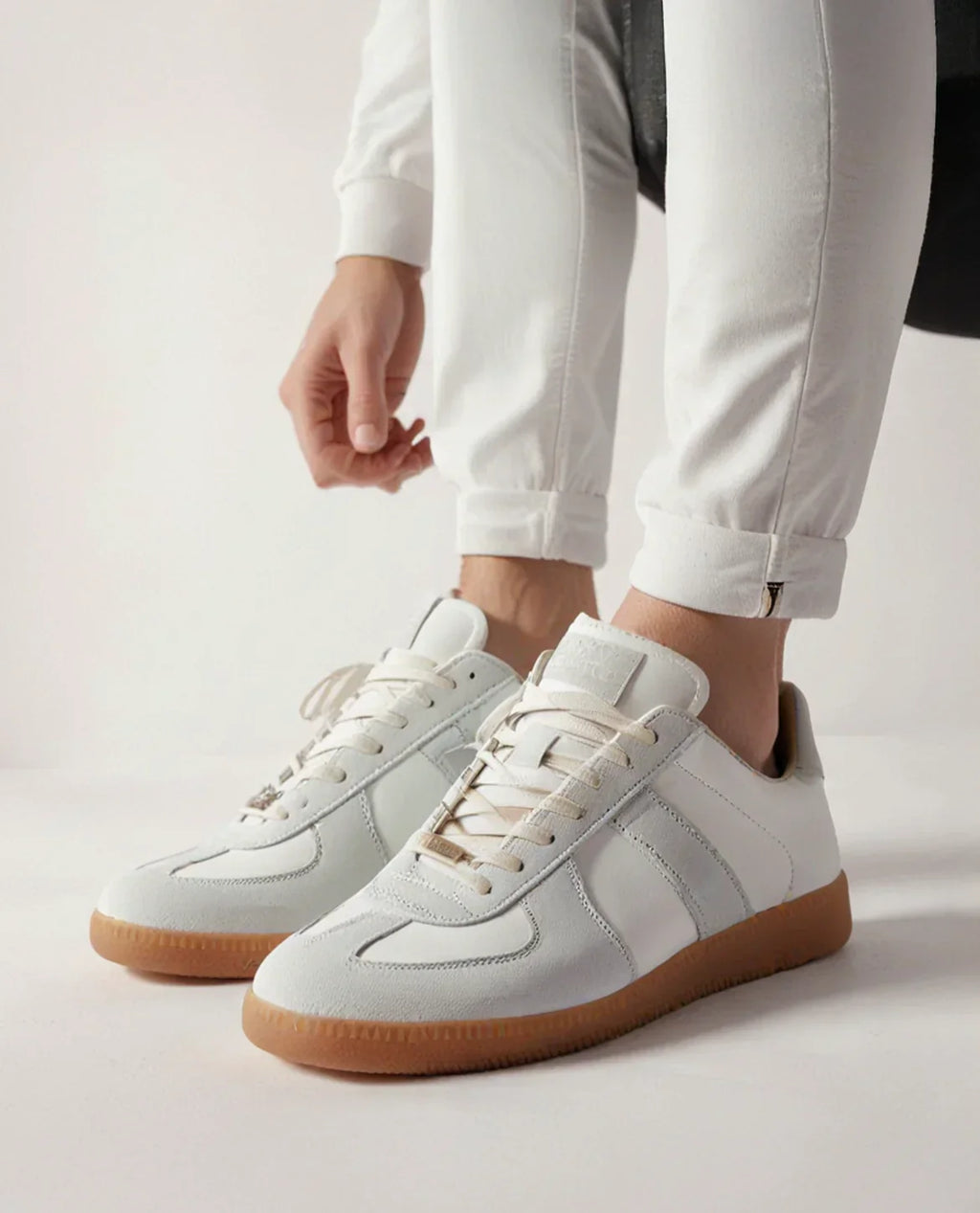 MILANO Leather Sneakers