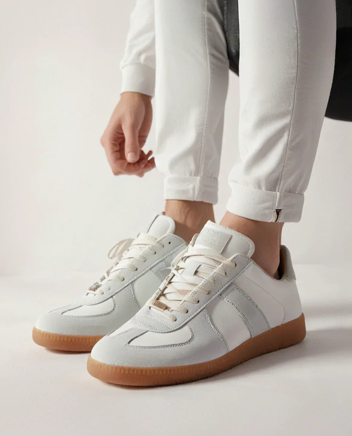 MILANO Leather Sneakers
